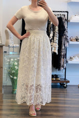 Scalloped Lace Maxi Skirt