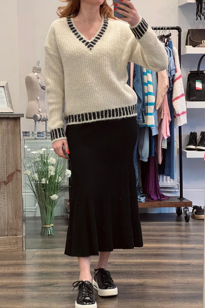 Contrast Trim Knit Jumper