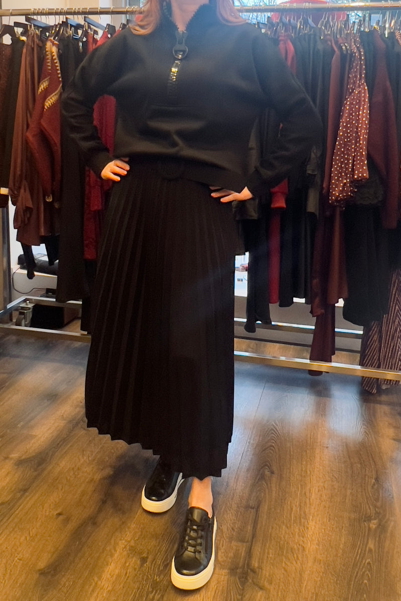 Belted Pleated Skirt