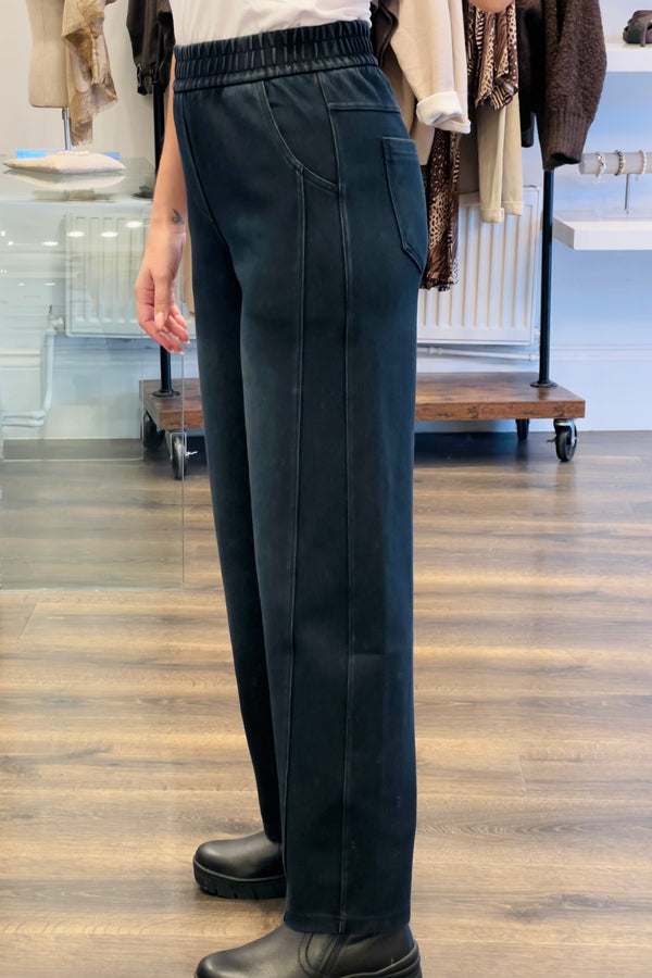 Barrel Leg Denim Jeans