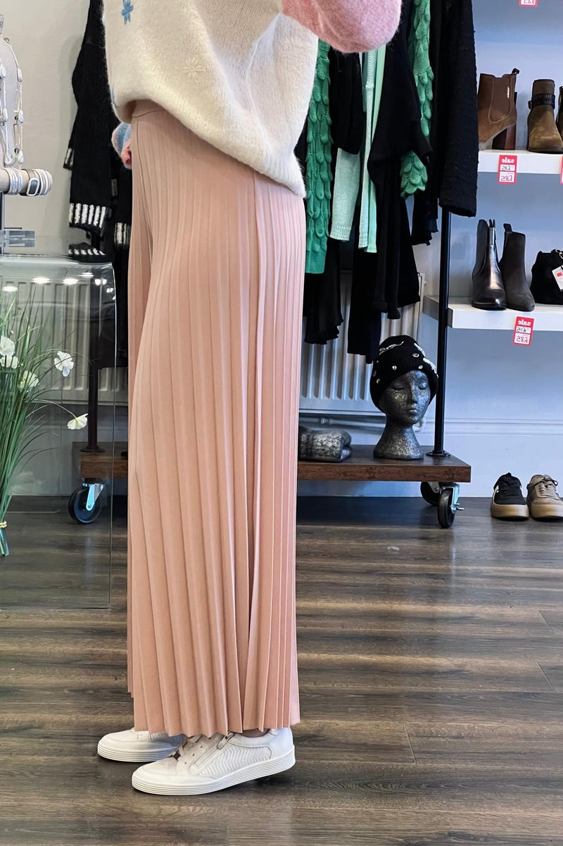 Pleated Wide Leg Trousers