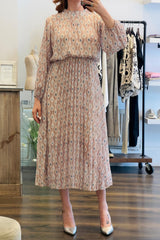 Round Neck Pleated Dress