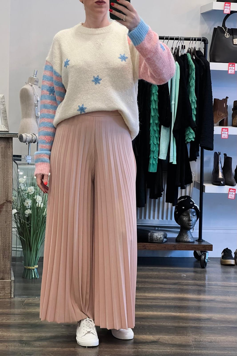 Pleated Wide Leg Trousers