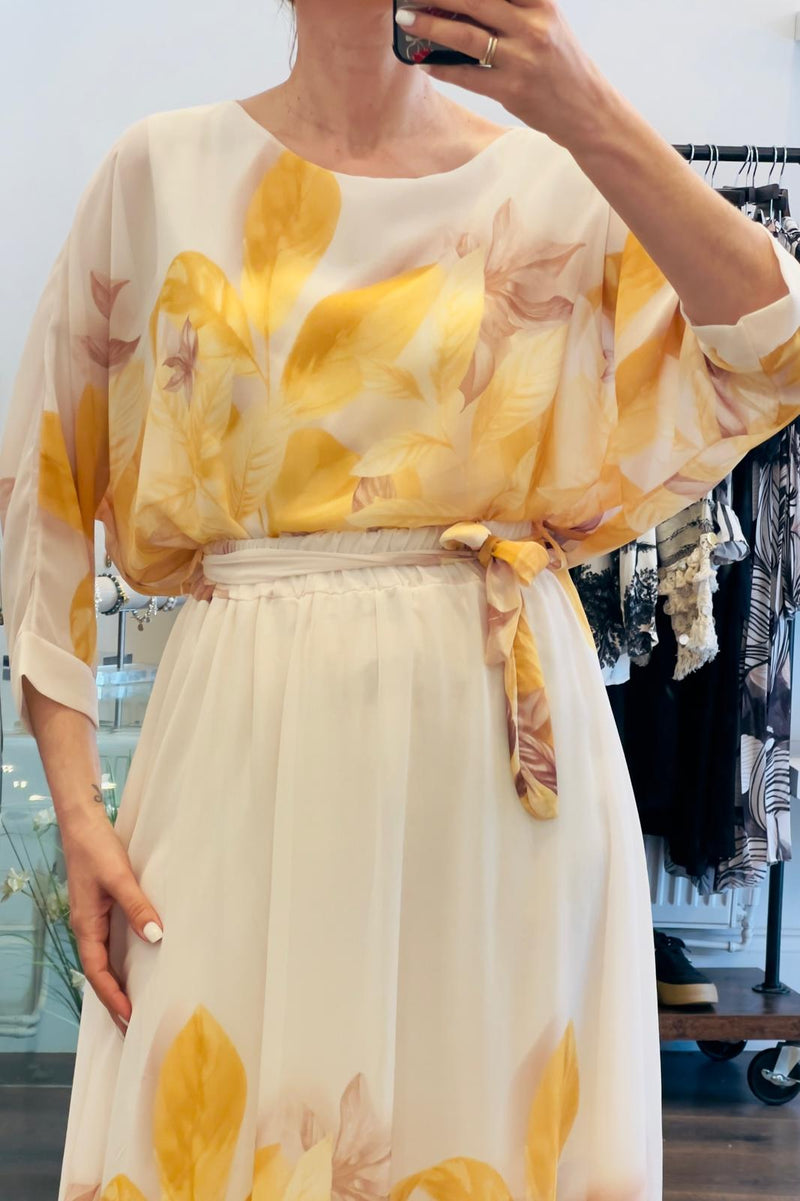 Leaf Print Maxi Skirt