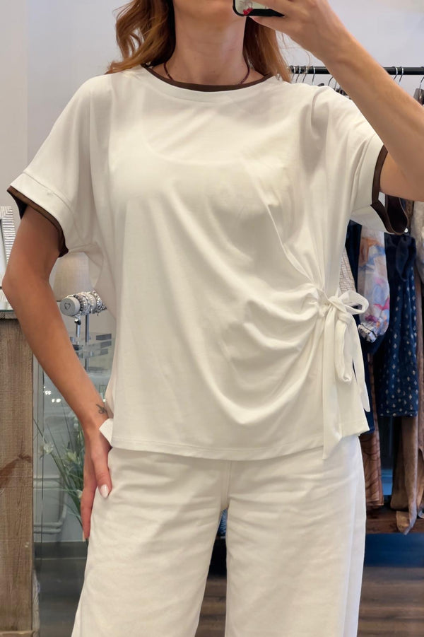 T-Shirt With Knotted Detail