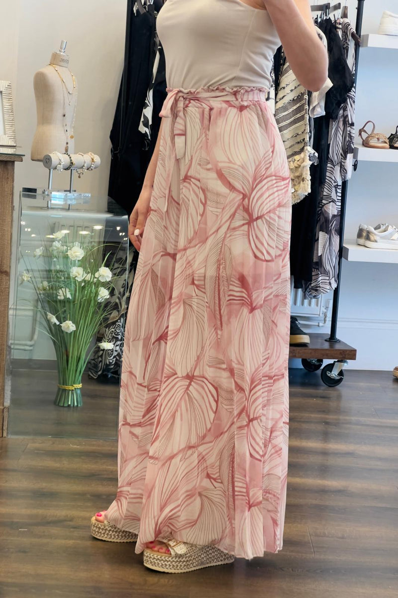 Leaf Print Pleated Wide Leg