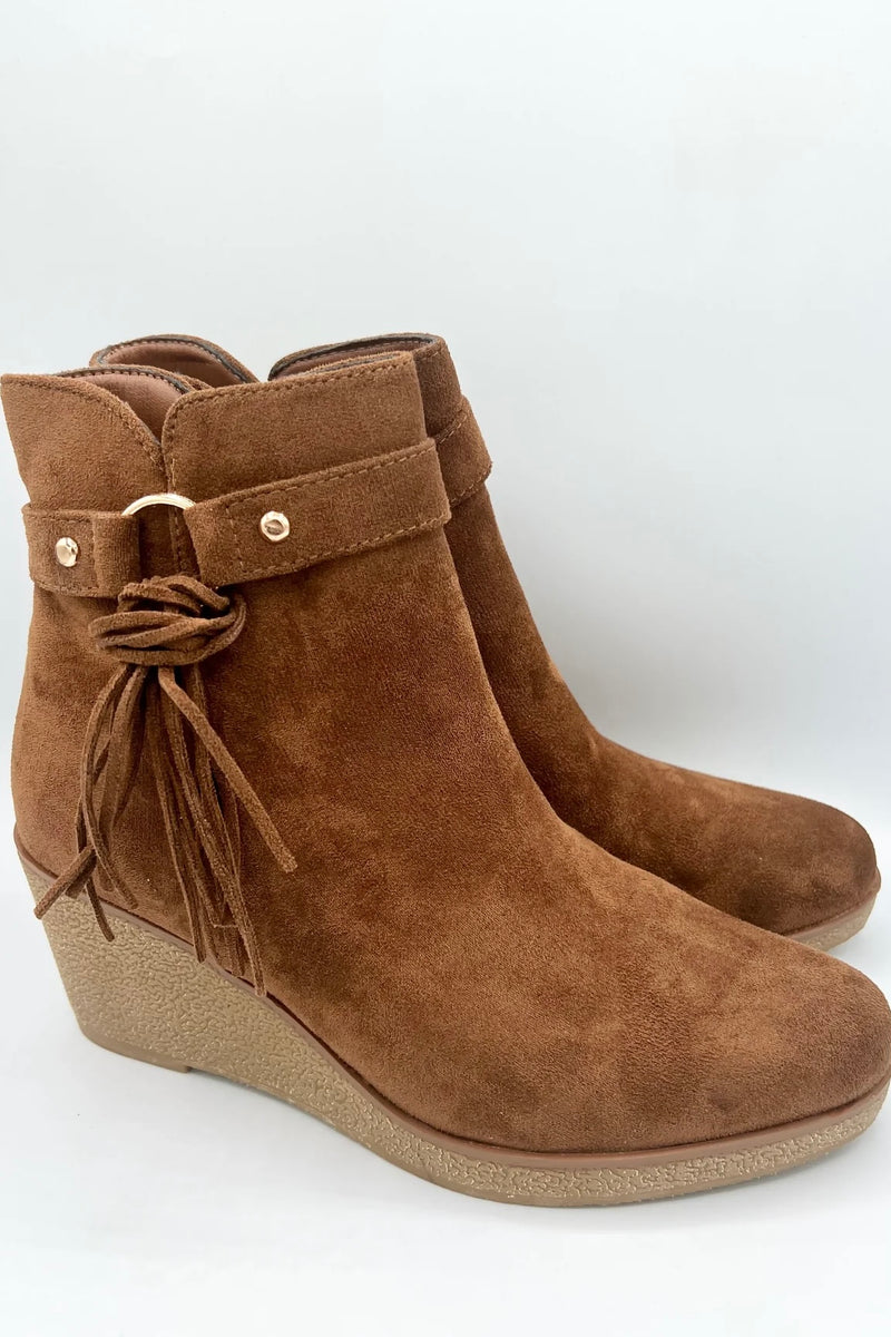 Side Fringe Wedge Ankle Boot